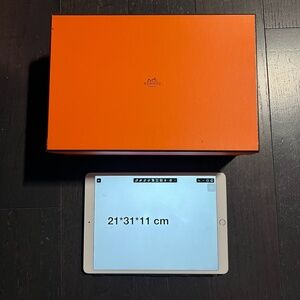 Hermes medium empty box case decoration storage orange ribbon tissue